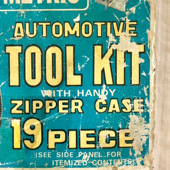 Vintage Metric Automotive Complete 19pc Automotive Tool Kit W/ Zipper Case - Picture 9 of 10
